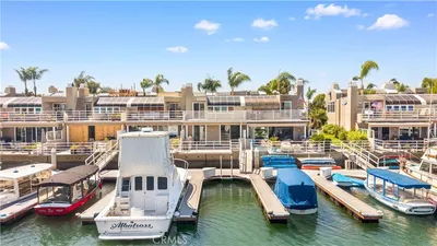 3382 Tempe Drive
