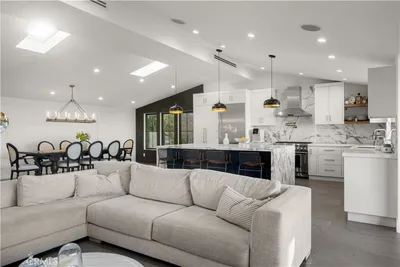 20461 Coulson photo 2