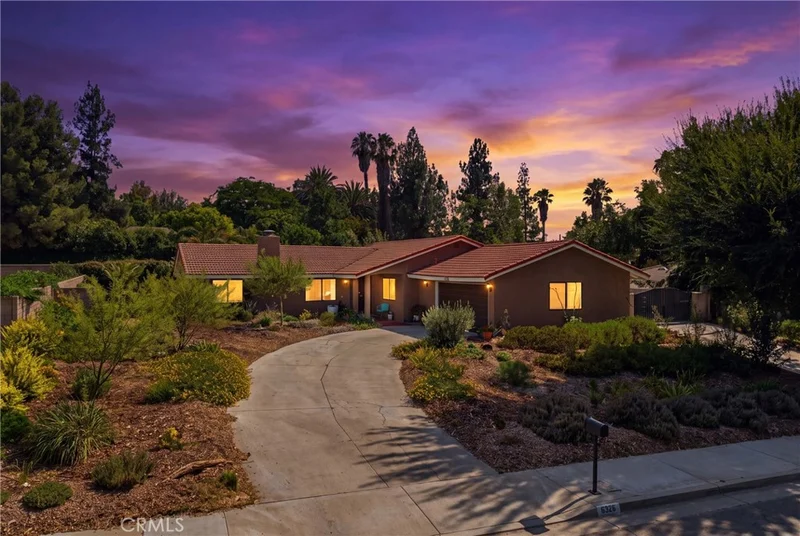 6526 Marlo Way photo 2