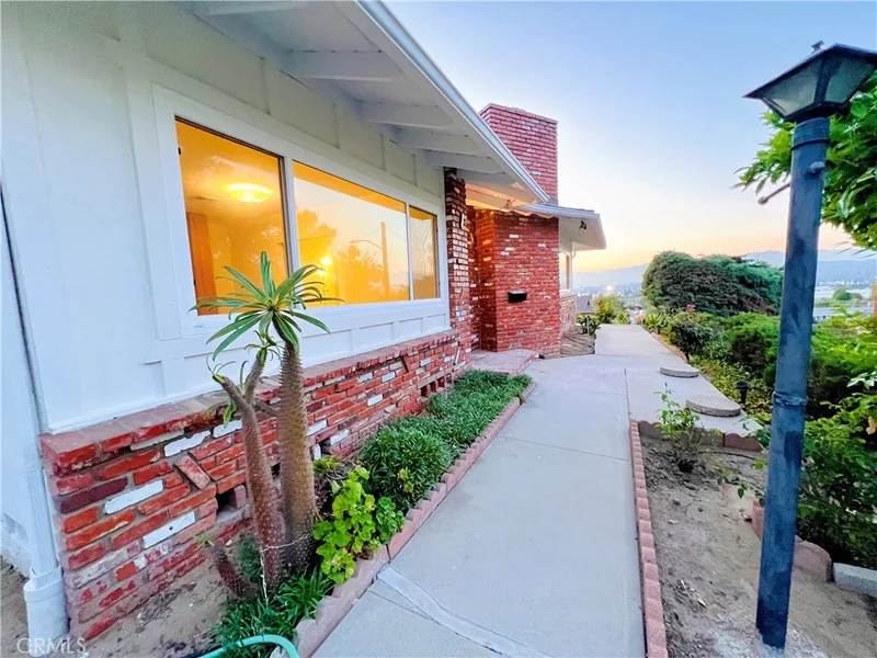 2277 ALEXDALE LN