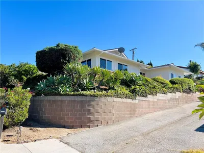 2277 ALEXDALE LN photo 2