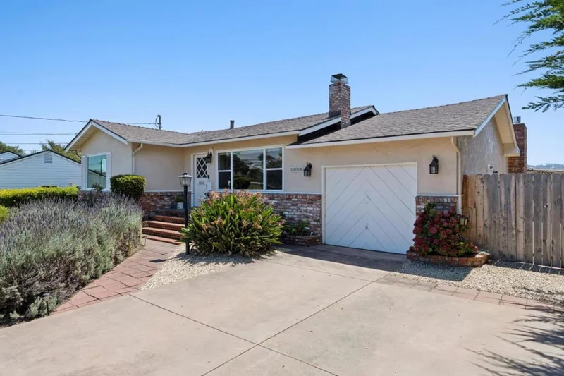 1000 Portola Drive