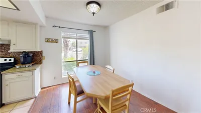 5205 E Waverly Drive 91 photo 2