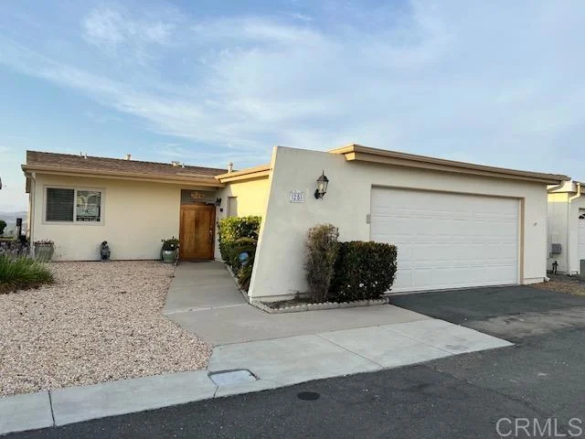3902 Vista Campana N 25