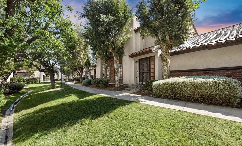 Photo 2 of 607 Santa Cruz Court
