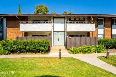 31552 Agoura Road 4 photo 2