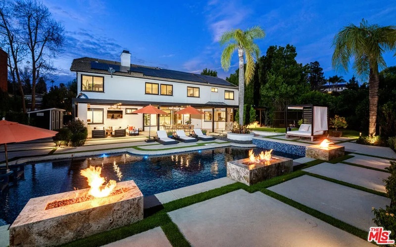 29402 Deerview Court