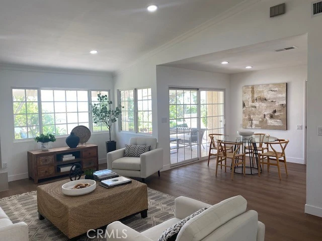 Interior 1