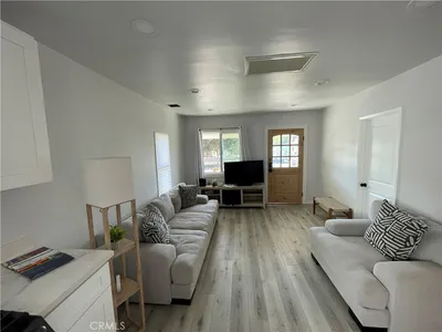 463 Macdonald Street photo 2