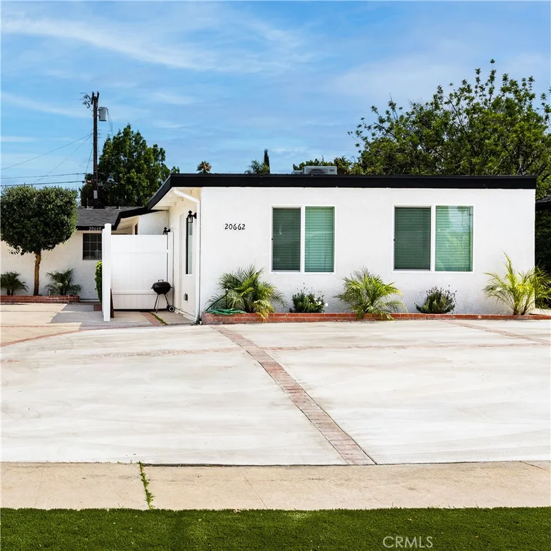 20662 Lemay Street photo 2
