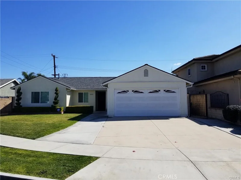 15522 Pratt photo 2