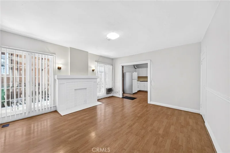 139 S Manhattan 145