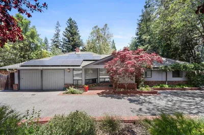 24421 Summerhill Avenue photo 2
