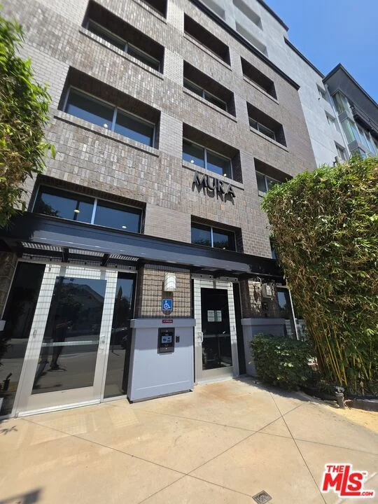 629 Traction Avenue 227