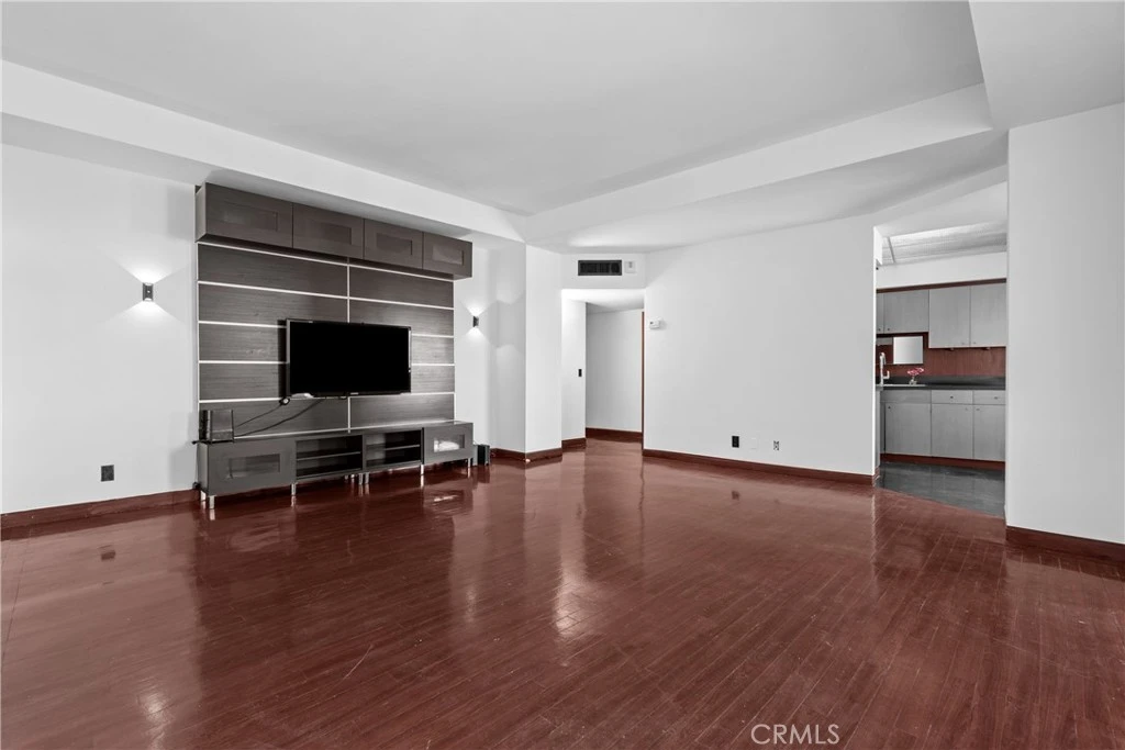 Interior 1