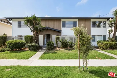 4712 Del Amo Boulevard 3
