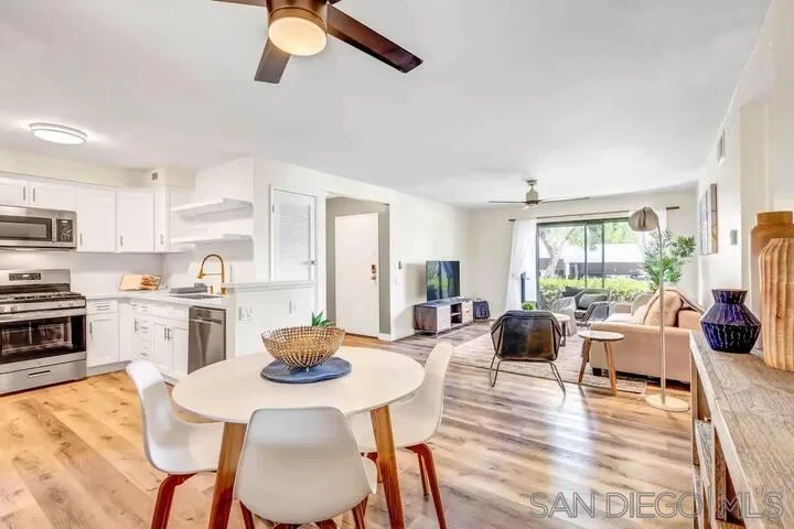 12261 Carmel Vista Rd 175 photo 2