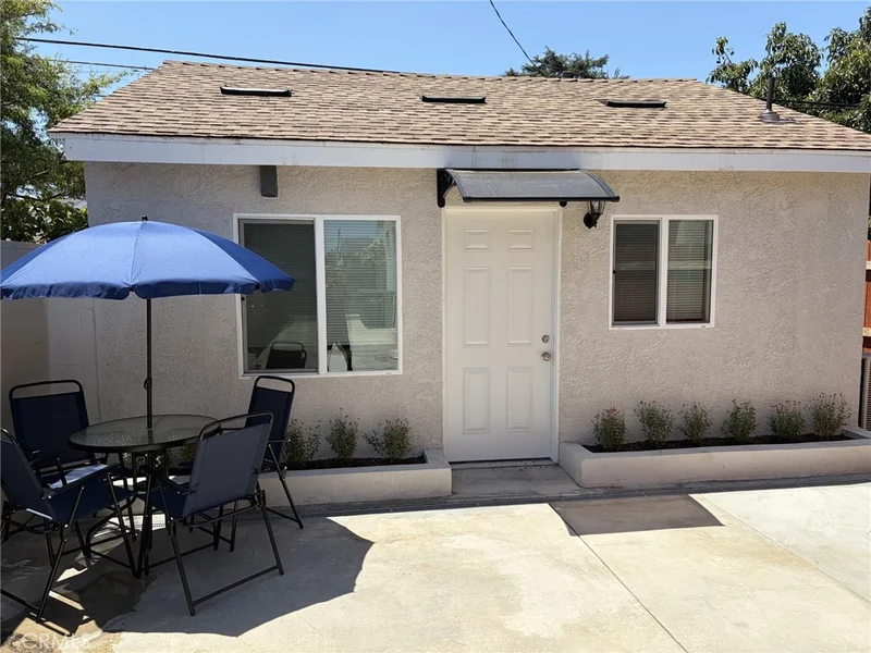 12621 Izetta Avenue