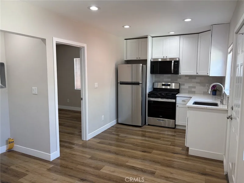 12621 Izetta Avenue photo 2