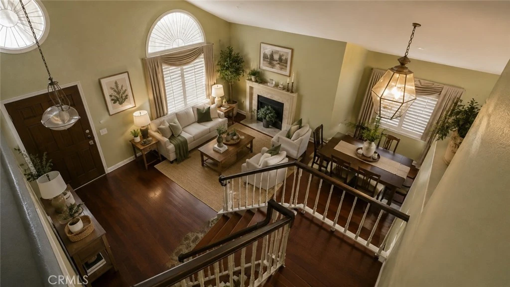 Interior 4