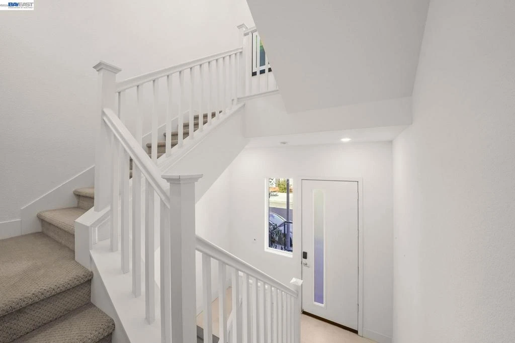 Interior 3
