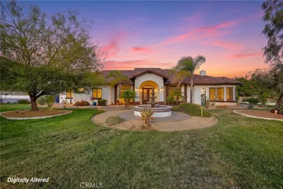 21977 Paseo Chico