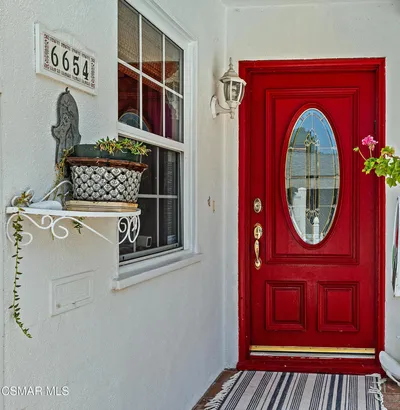 6654 Murietta Avenue photo 2