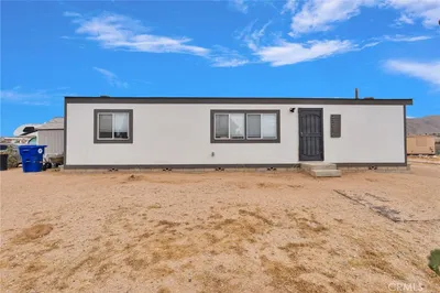 23036 Cerra Vista Court photo 2