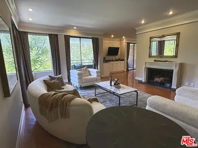 4752 Park Encino Lane 212 photo 2