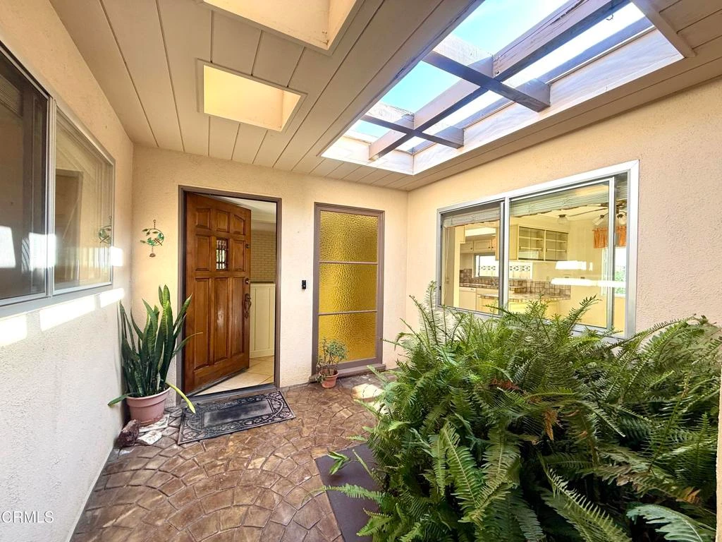 Interior 2