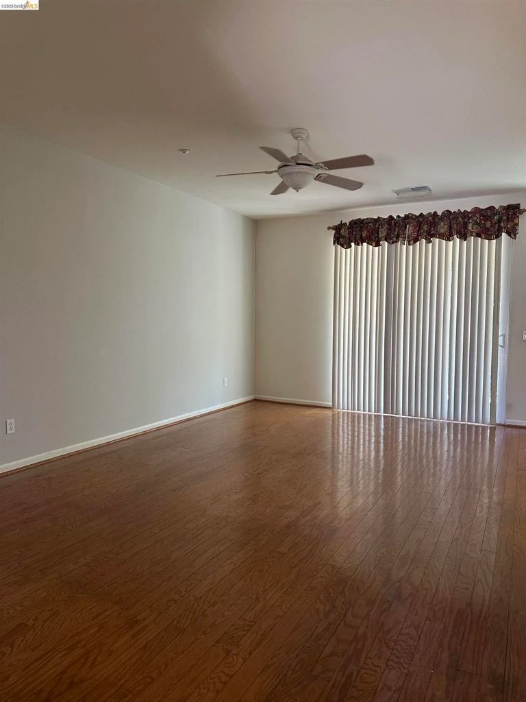 Interior 3