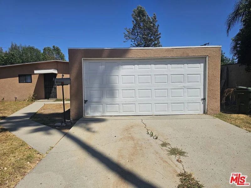 1720 S Hamilton Boulevard photo 2