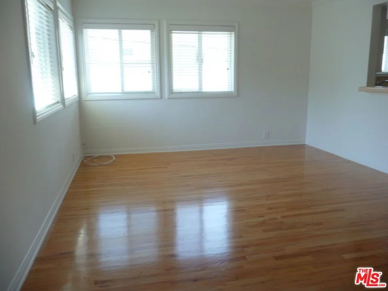 913 20th Street 7 photo 2
