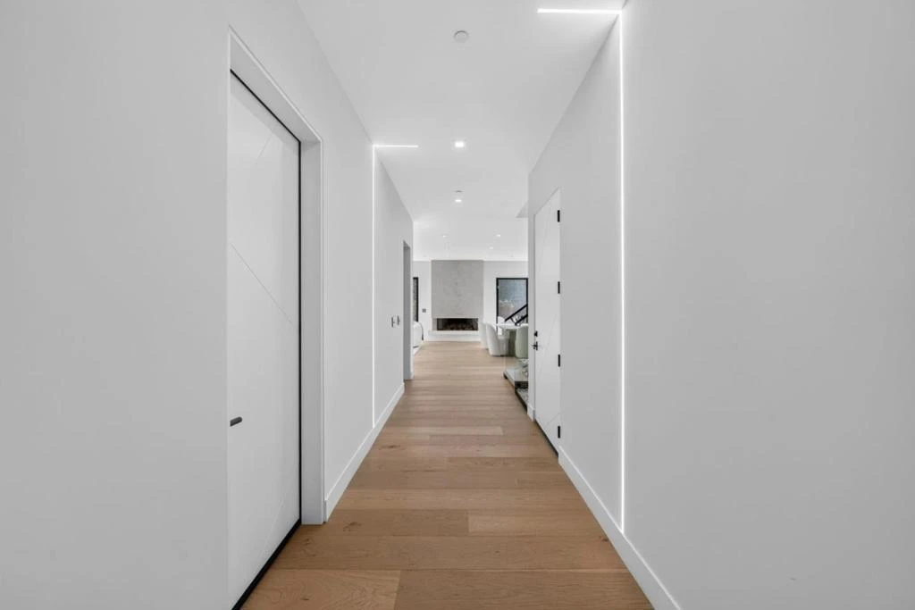 Interior 1