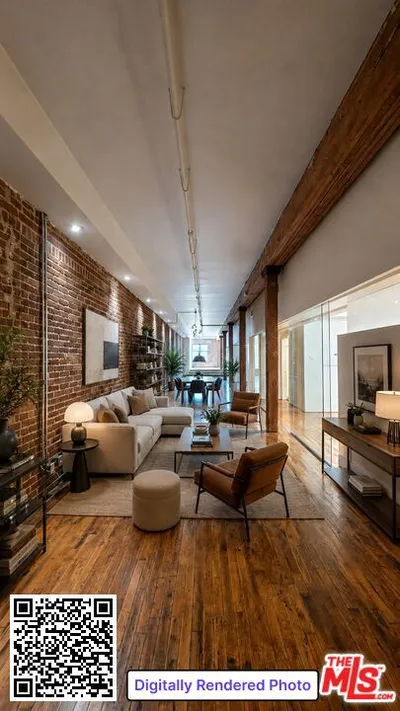 500 Molino Street 214