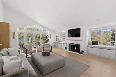 5427 La Crescenta photo 2