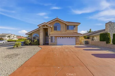 17943 Garden Glen Drive photo 2