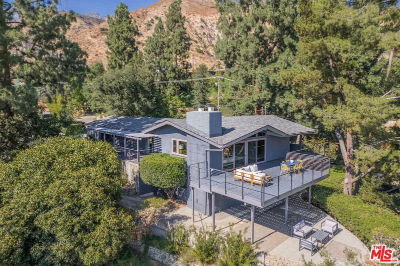 1604 Woodglen Lane