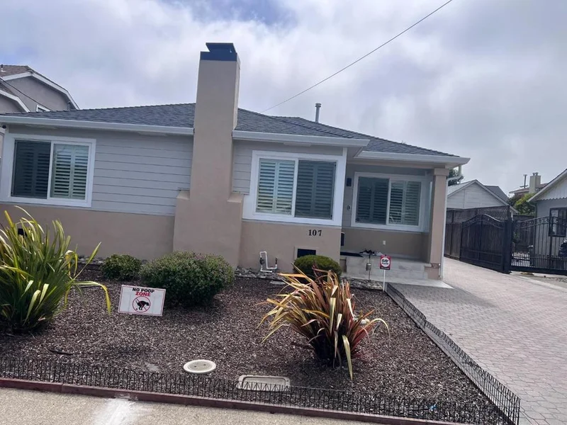 Photo 2 of 107 Mulberry Avenue
