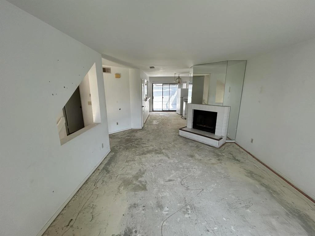 Interior 2