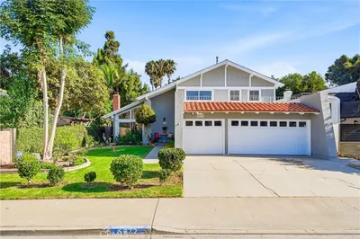 5872 Meadowbrook Drive