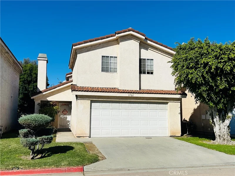 3701 Summer Lane