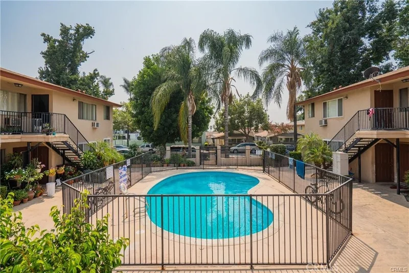 4830 Canoga Street H