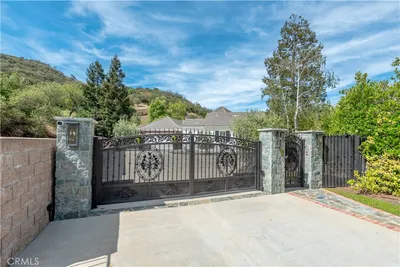 1686 SYCAMORE CANYON