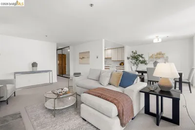 501 Arguello Boulevard 301 photo 2