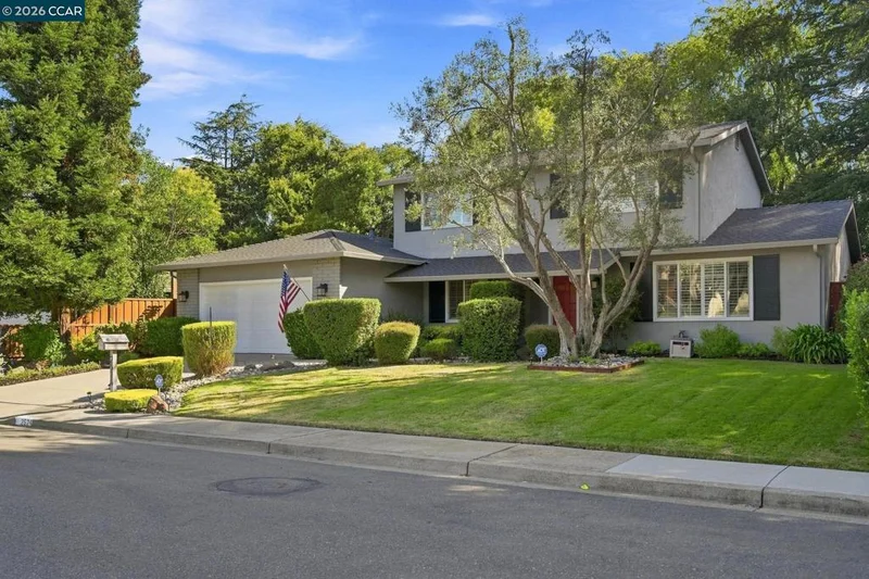 Photo 2 of 2524 Shadow Mountain Ct