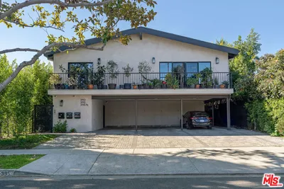 393 N Huntley Drive