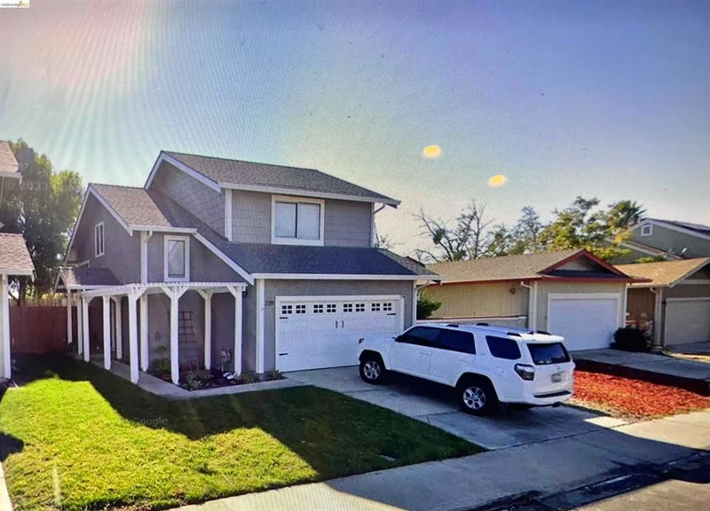 239 ALMONDTREE LN photo 2