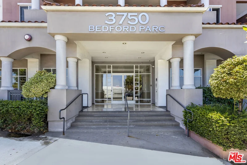 3750 SANTA ROSALIA Drive 408