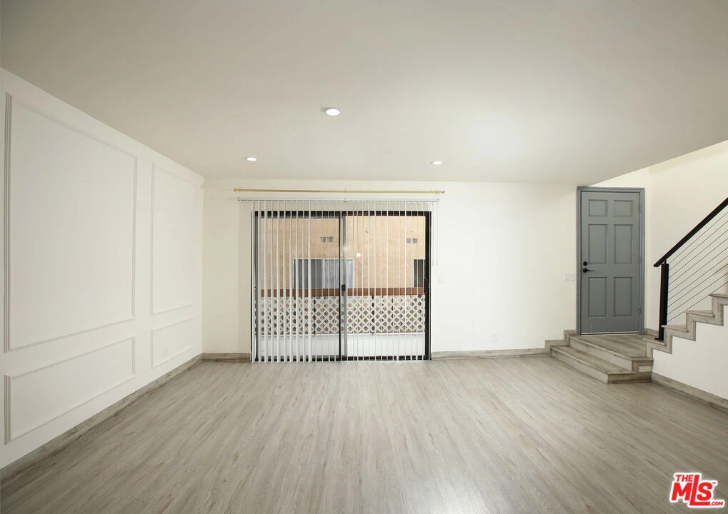 Interior 2